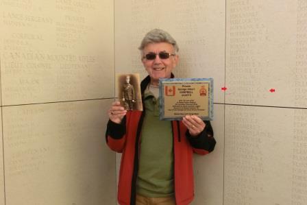 CIMG8703 Sep 9 2017 Ypres Pieter with plaque and photo of Campbell by name on Menin Gate