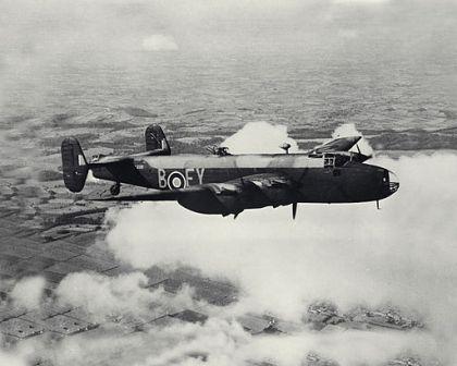 Halifax_Bomber_2_ExCC